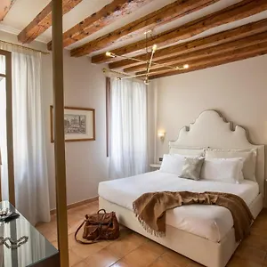 Daplace - Antica Casa Coppo 3*, Venice Italy