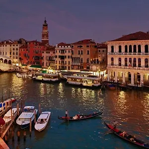 Antica Sturion Residenza D'epoca 3*, Venice Italy